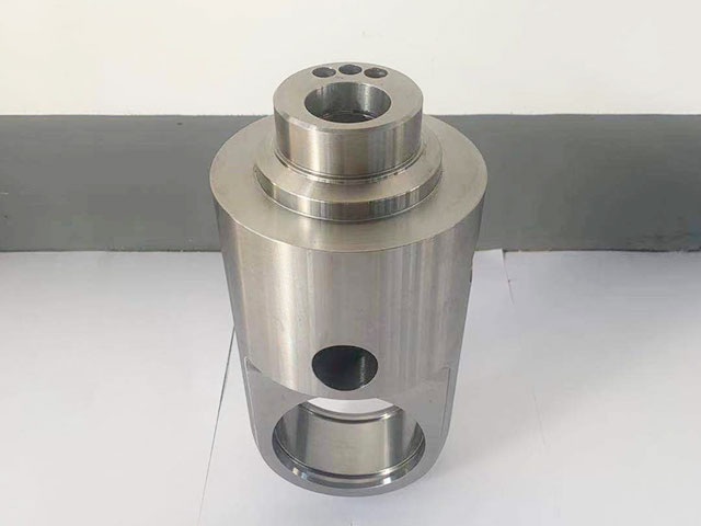 hydraulic cylinder metal component